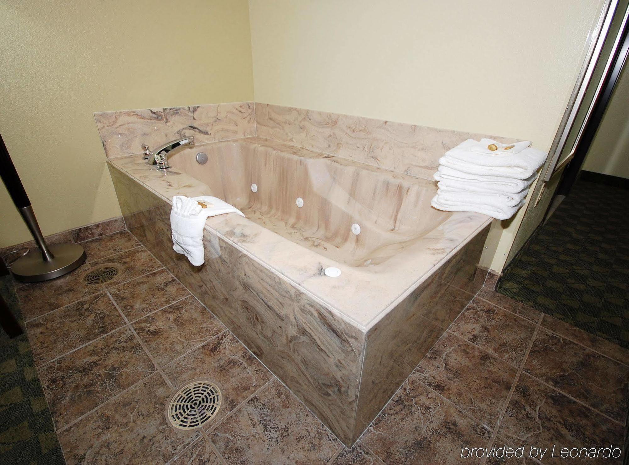 Best Western Cresson Inn Номер фото